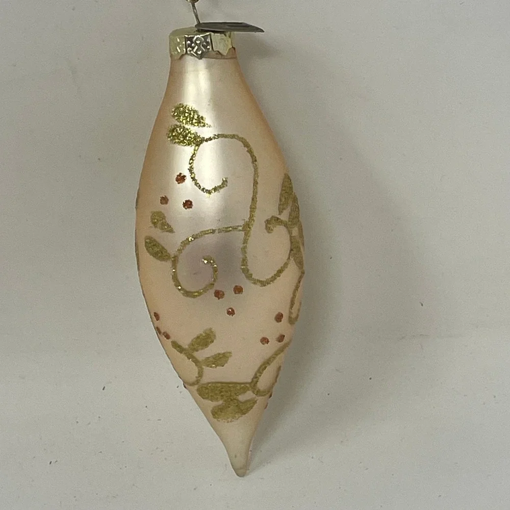 Thomas Pacconi Museum Series Blown Glass Teardrop Christmas Ornament Champagne